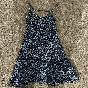 Spring / Summer Dress Size Small